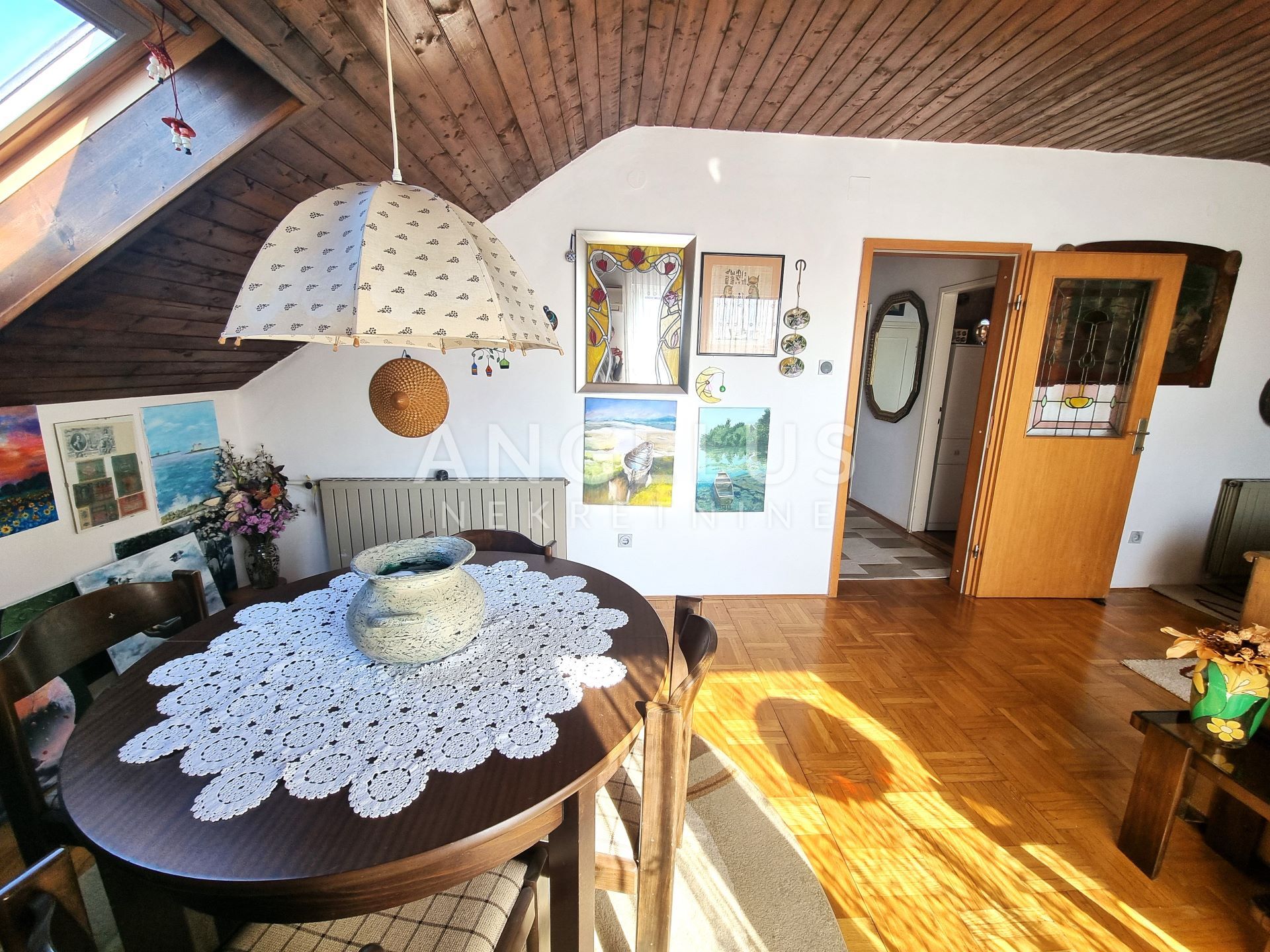 Casa In vendita -  Jelenovac