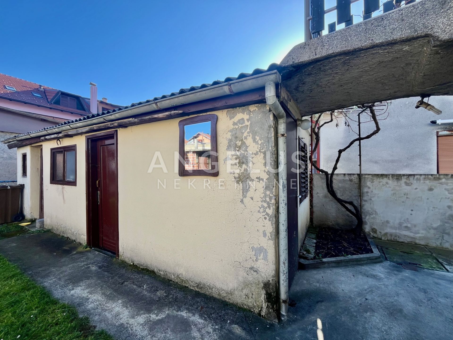 Casa In vendita -  Dubrava