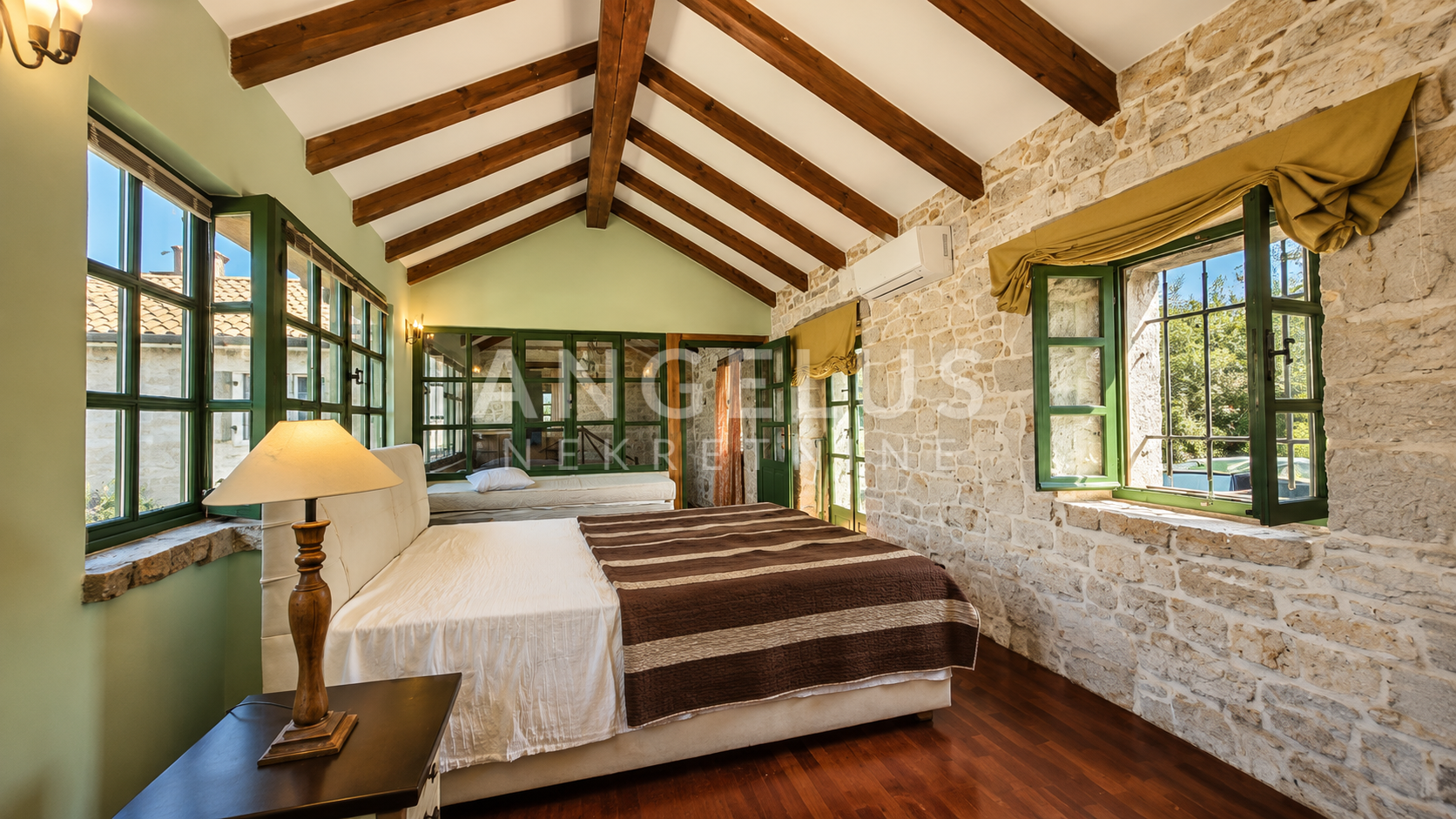 Casa In vendita -  Benčani