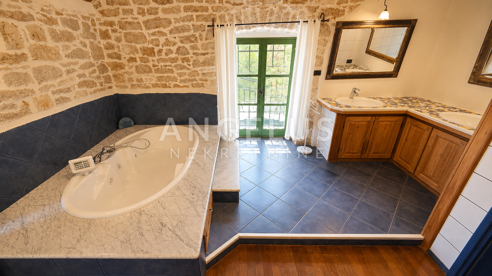 Casa In vendita -  Benčani