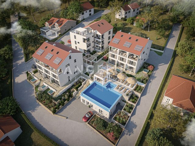 Dům na prodej 790 m² – Milna
