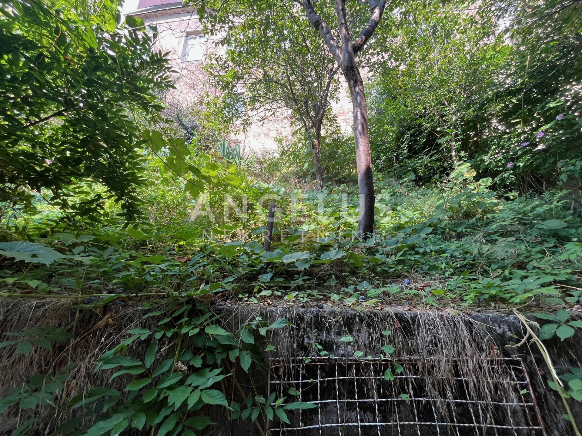 Poslovni prostor Na prodaju -  Donji grad