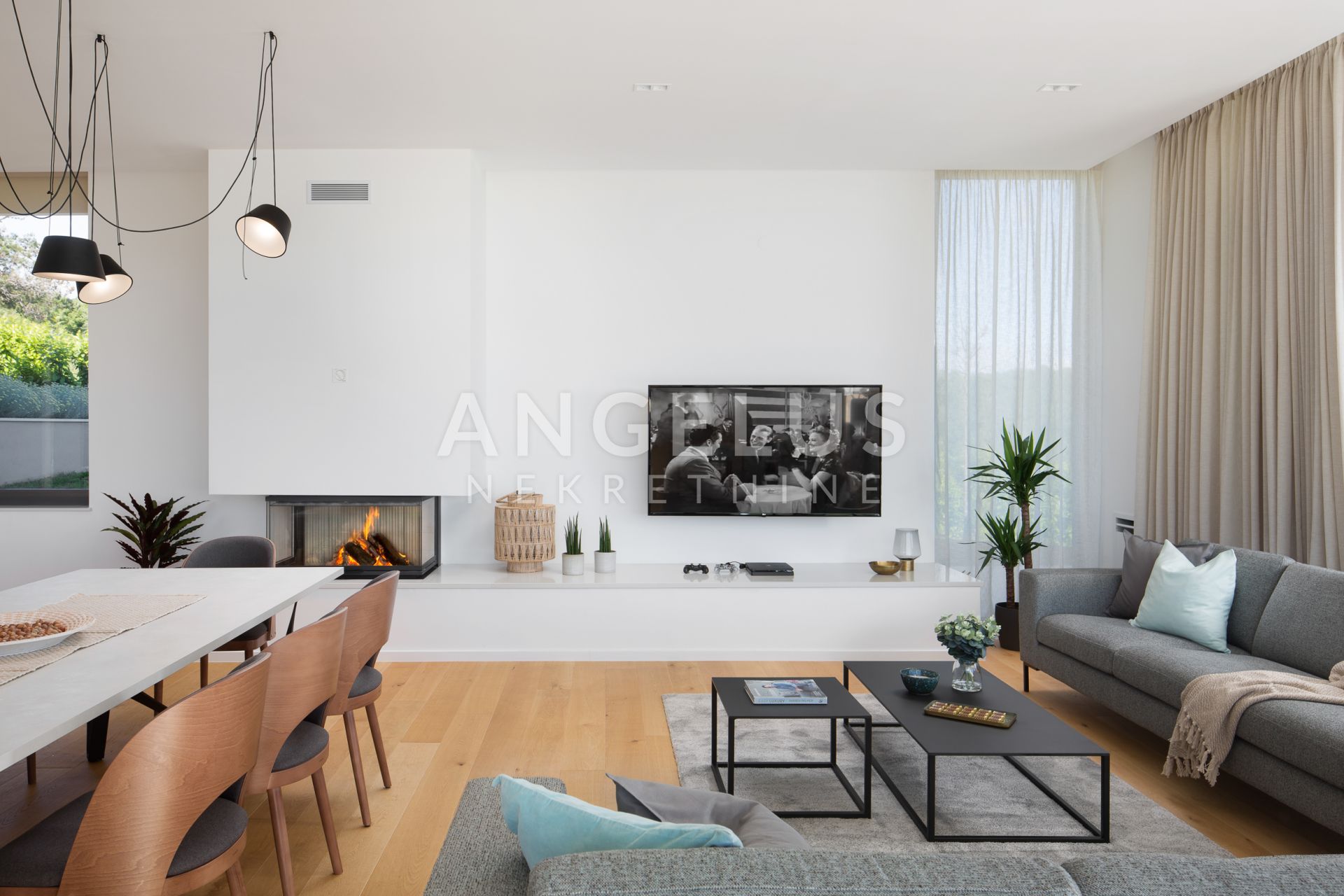 House For sale -  Antenal