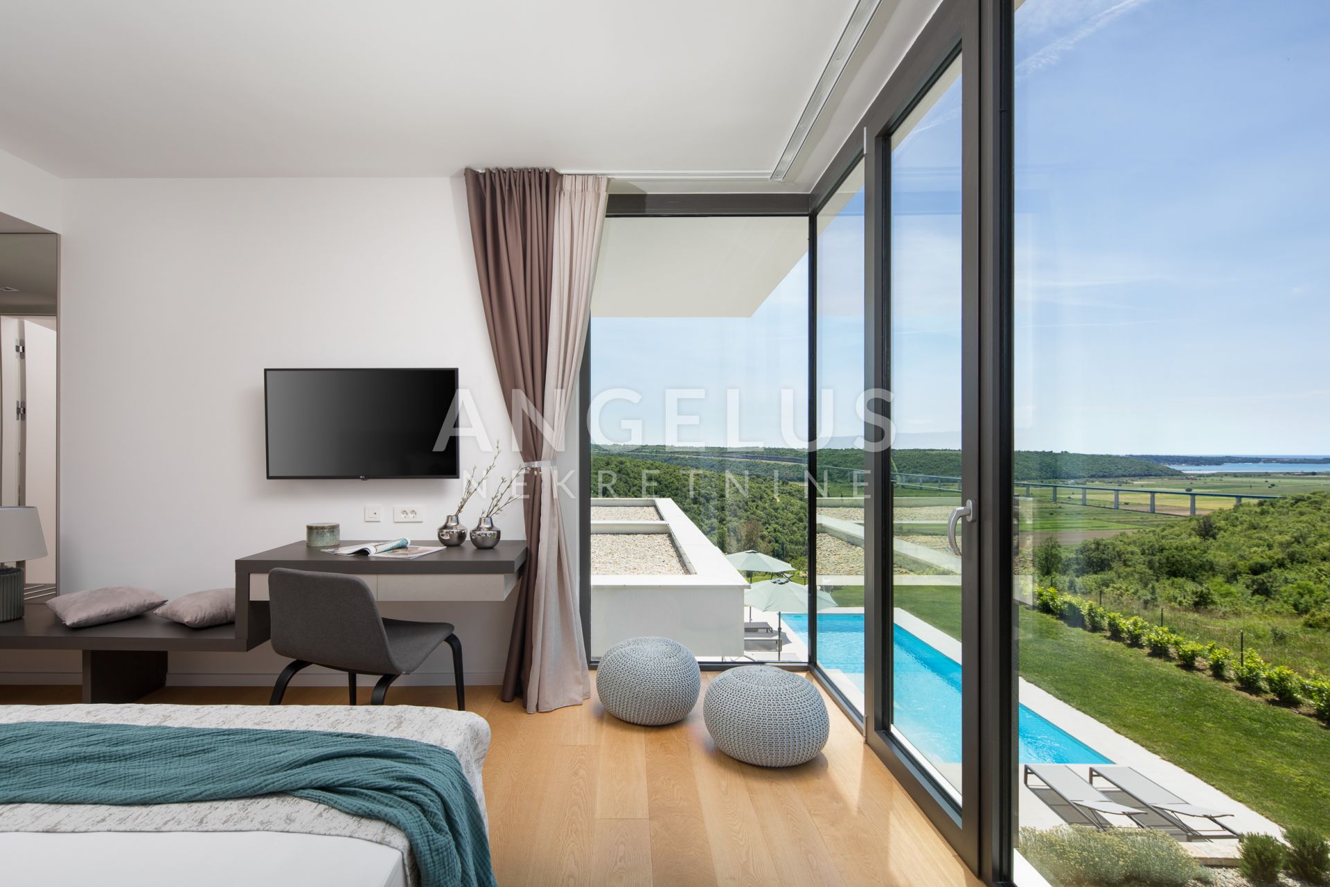 House For sale -  Antenal