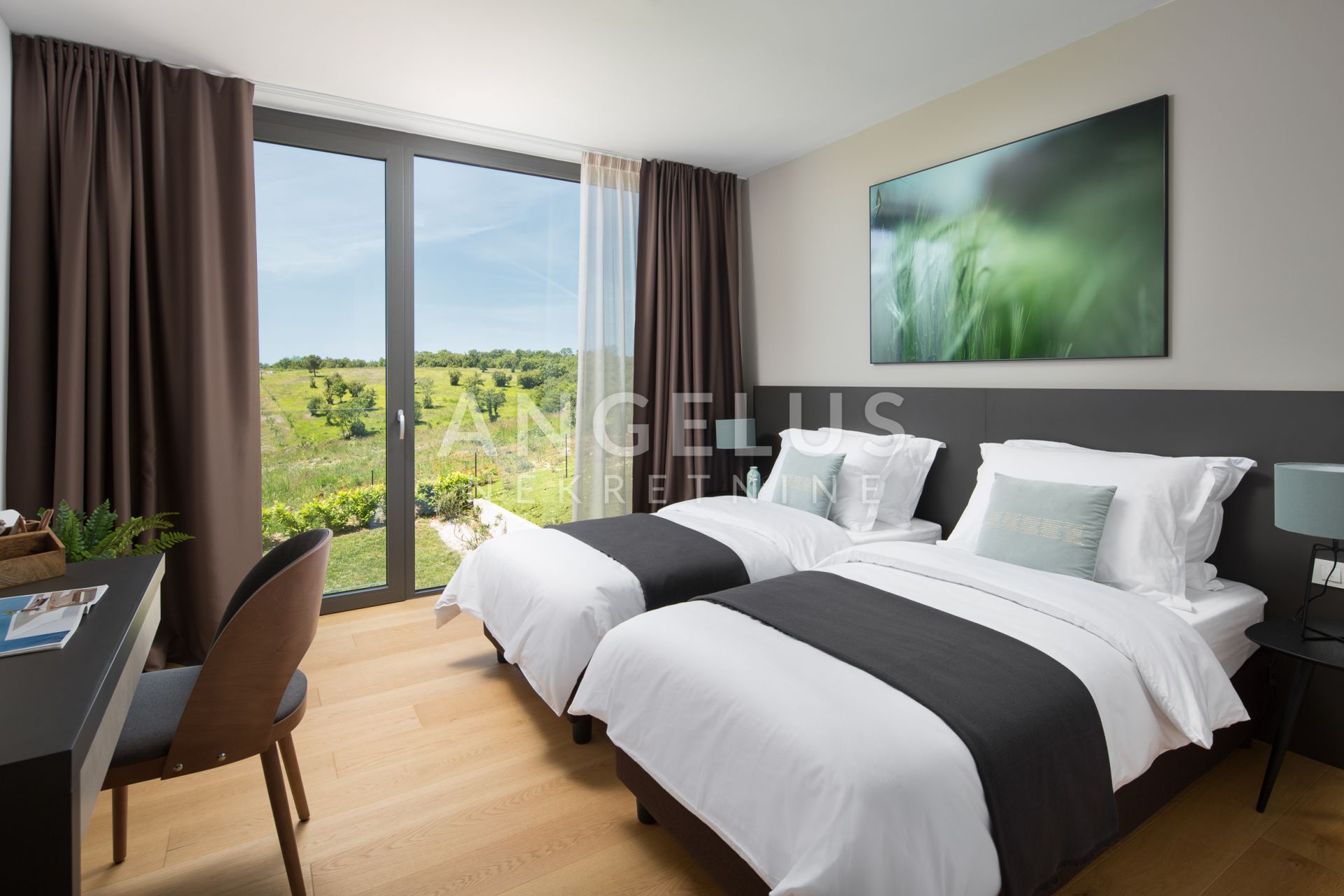 House For sale -  Antenal