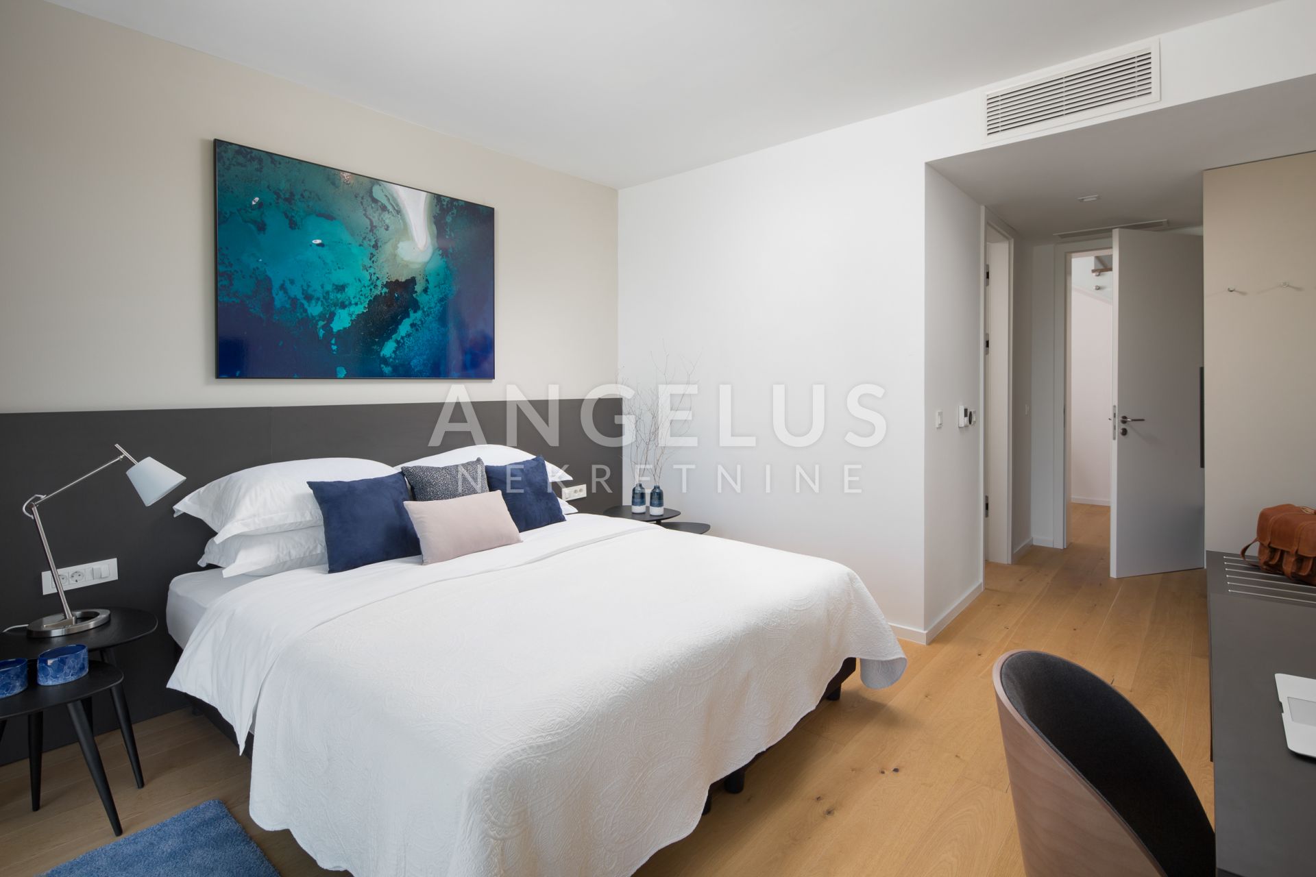 House For sale -  Antenal