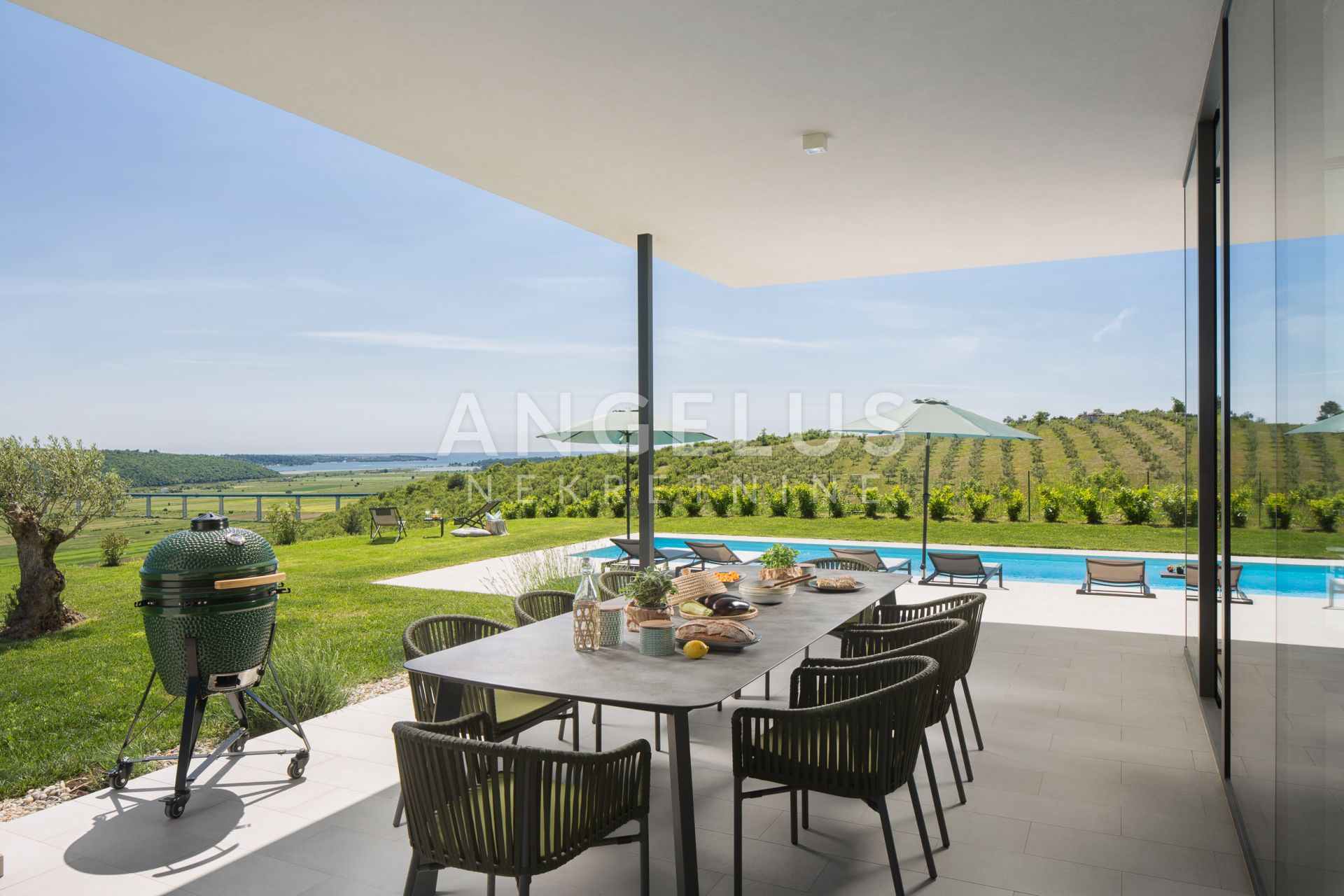 House For sale -  Antenal