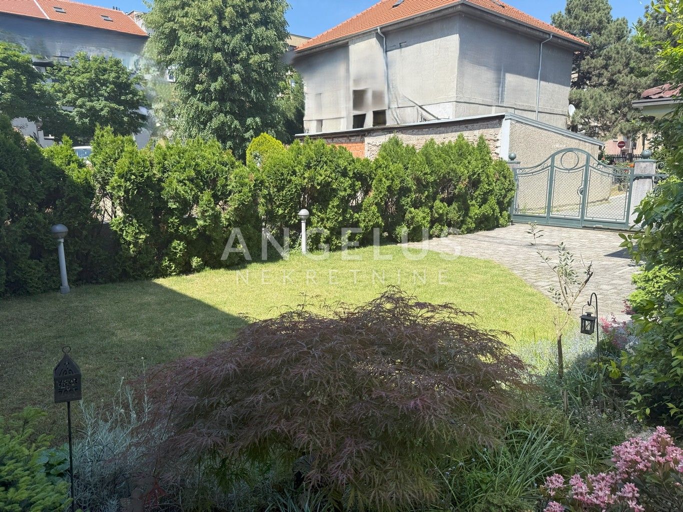 Casa In vendita -  Maksimir