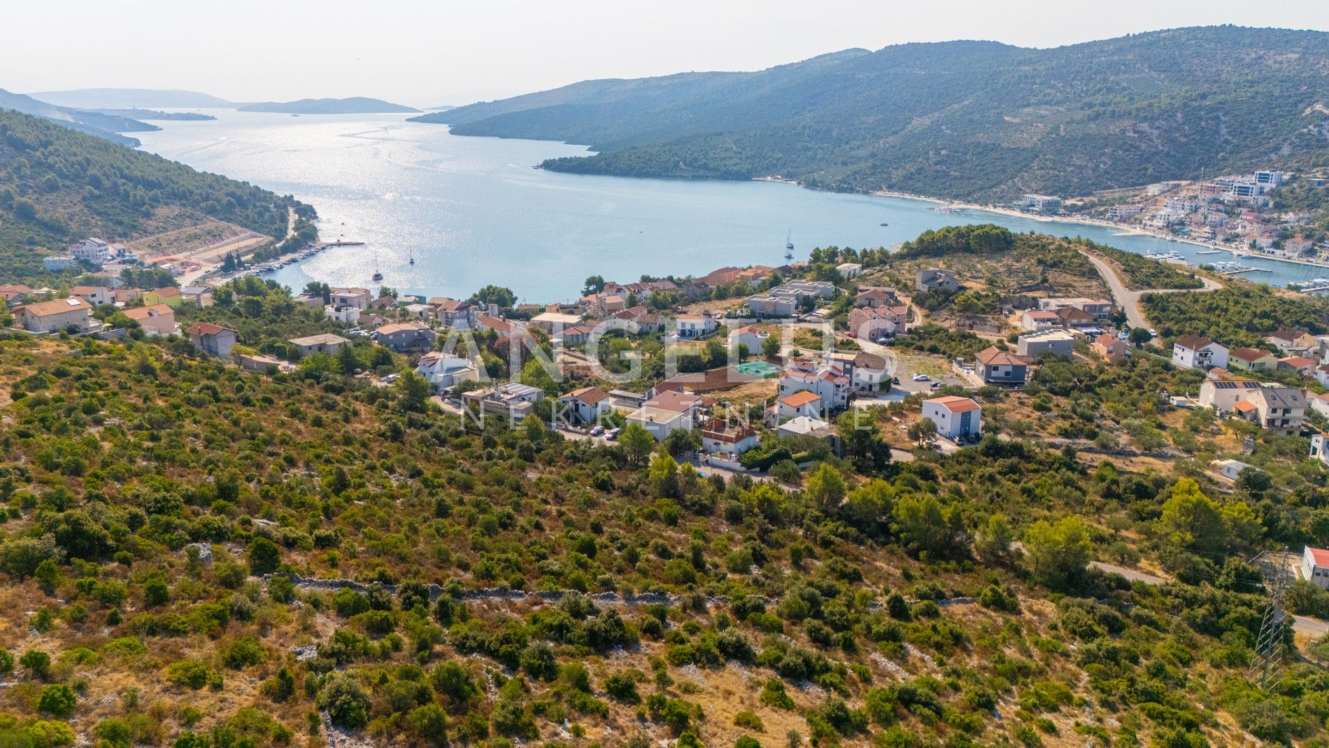 Działka Na sprzedaż - Splitsko-dalmatinska Marina