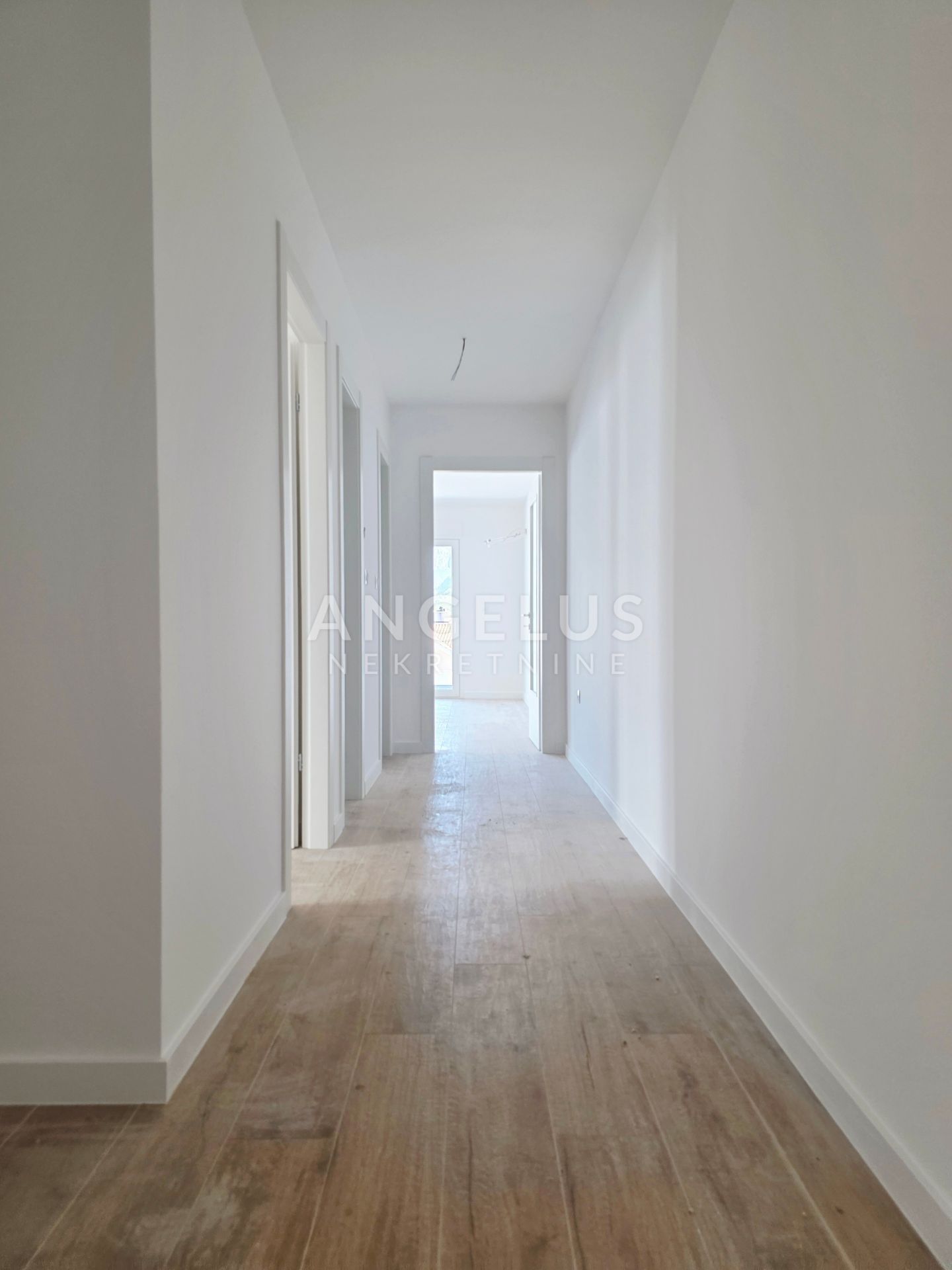 Apartma Na predaj Podstrana
