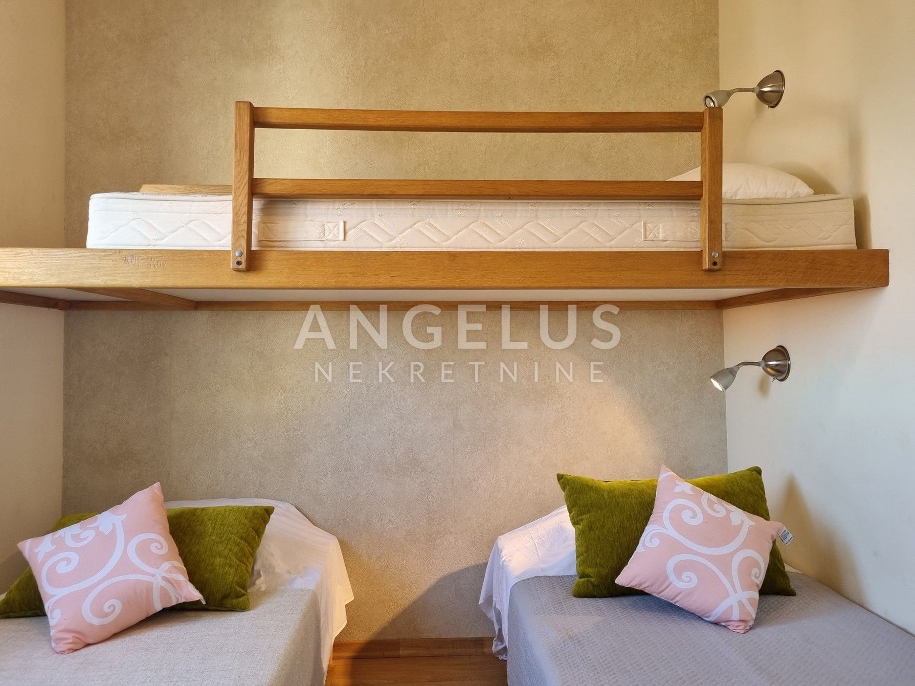 House For sale -  Supetar