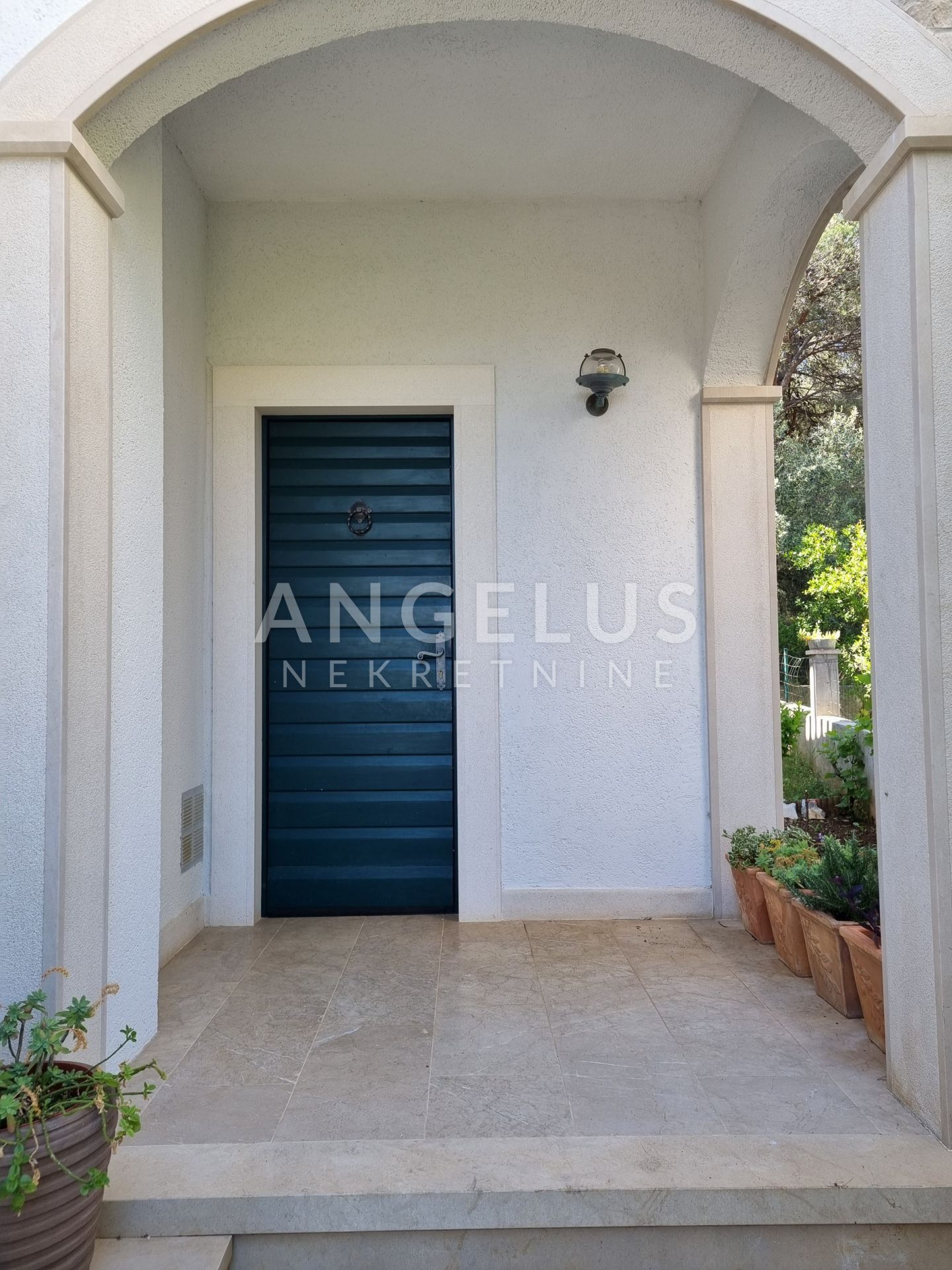 House For sale -  Supetar