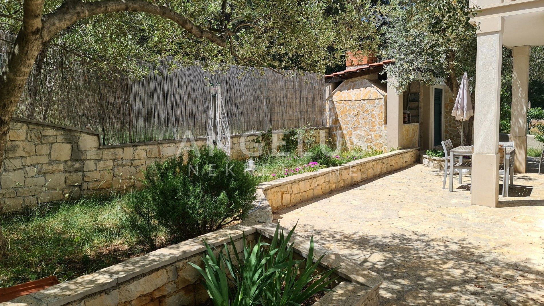 House For sale -  Supetar