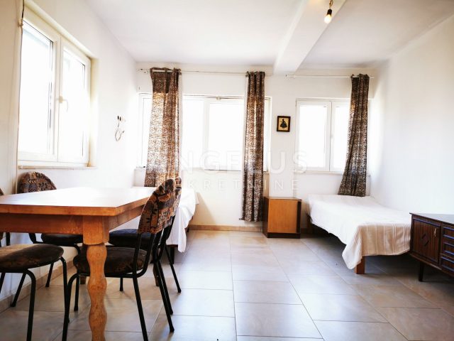 Stan na prodaju 43 m² – Šolta