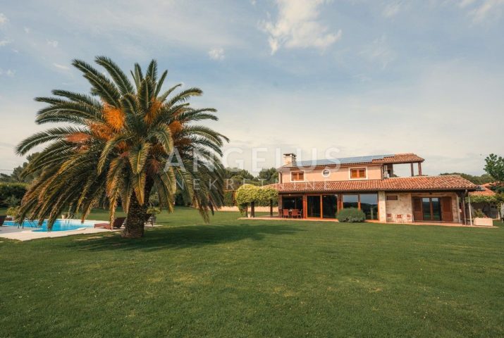 Casa in vendita 360 m² – Medulin