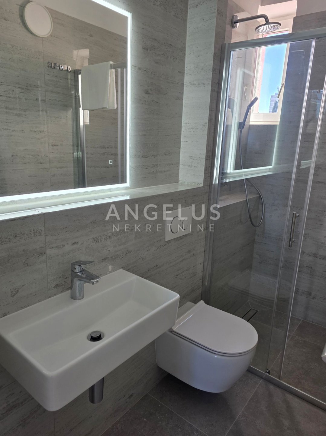 Flat For rent - Splitsko-dalmatinska Bačvice