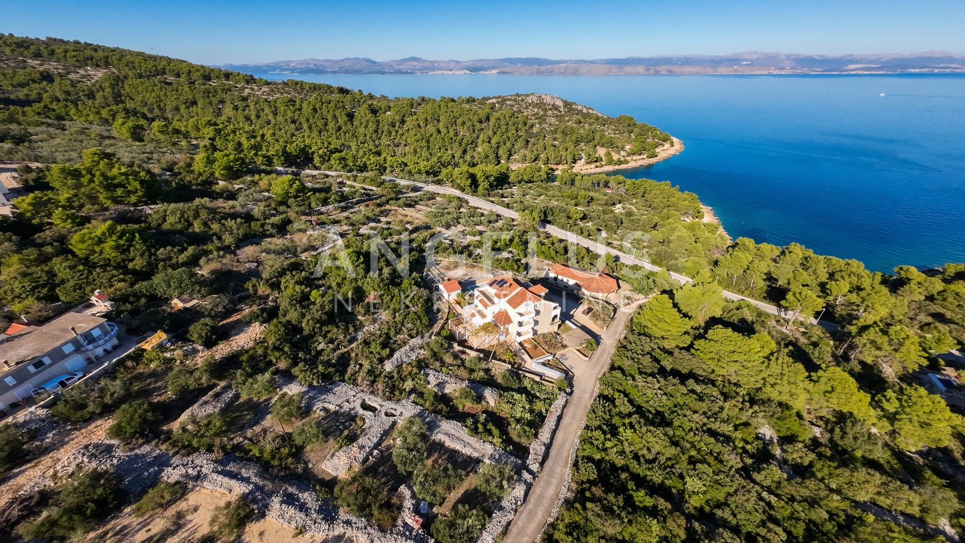 Działka Na sprzedaż - Splitsko-dalmatinska Rogač