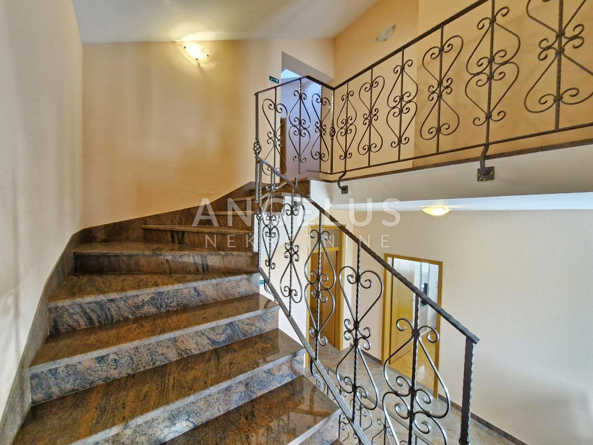 Maison À vendre - Dubrovačko-neretvanska Orašac