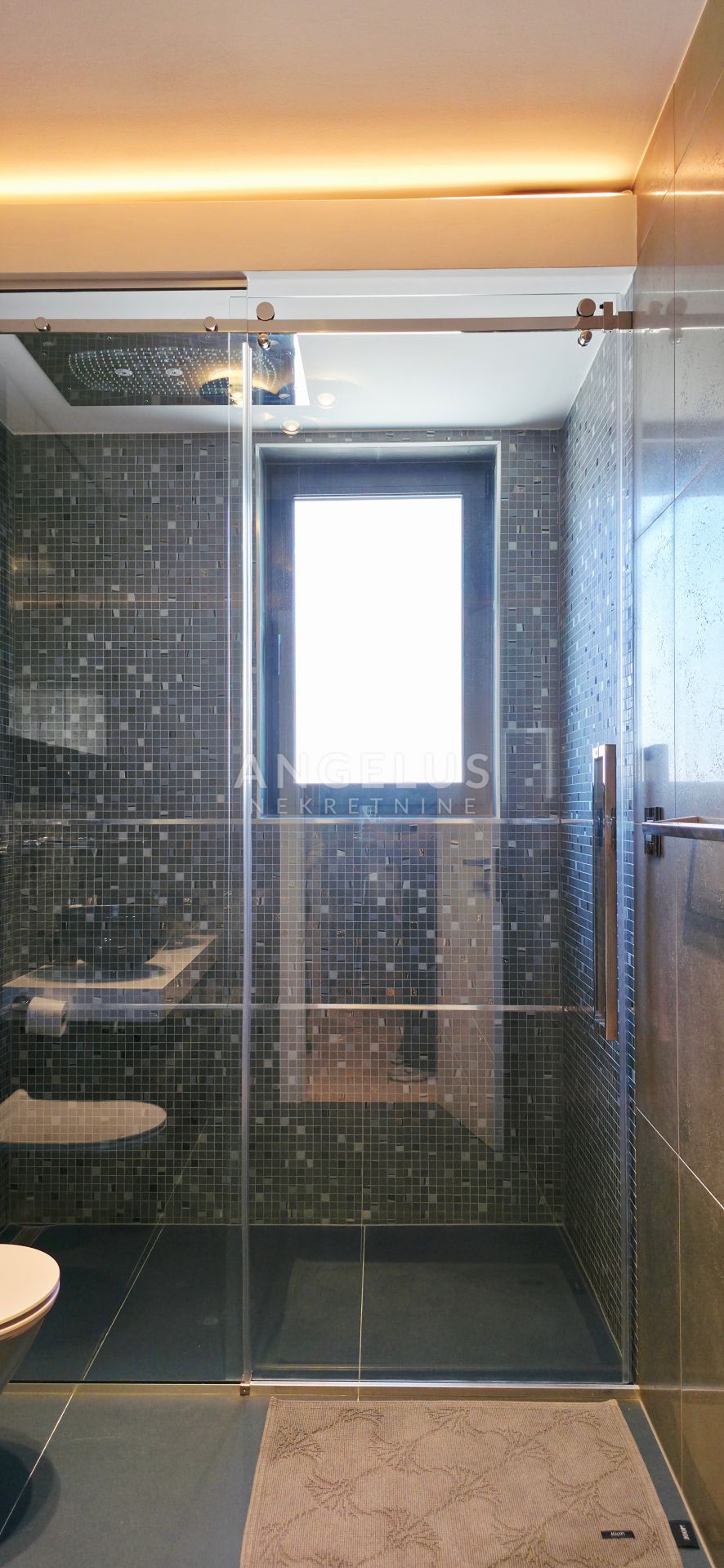 Apartmán Na prodej -  Podstrana