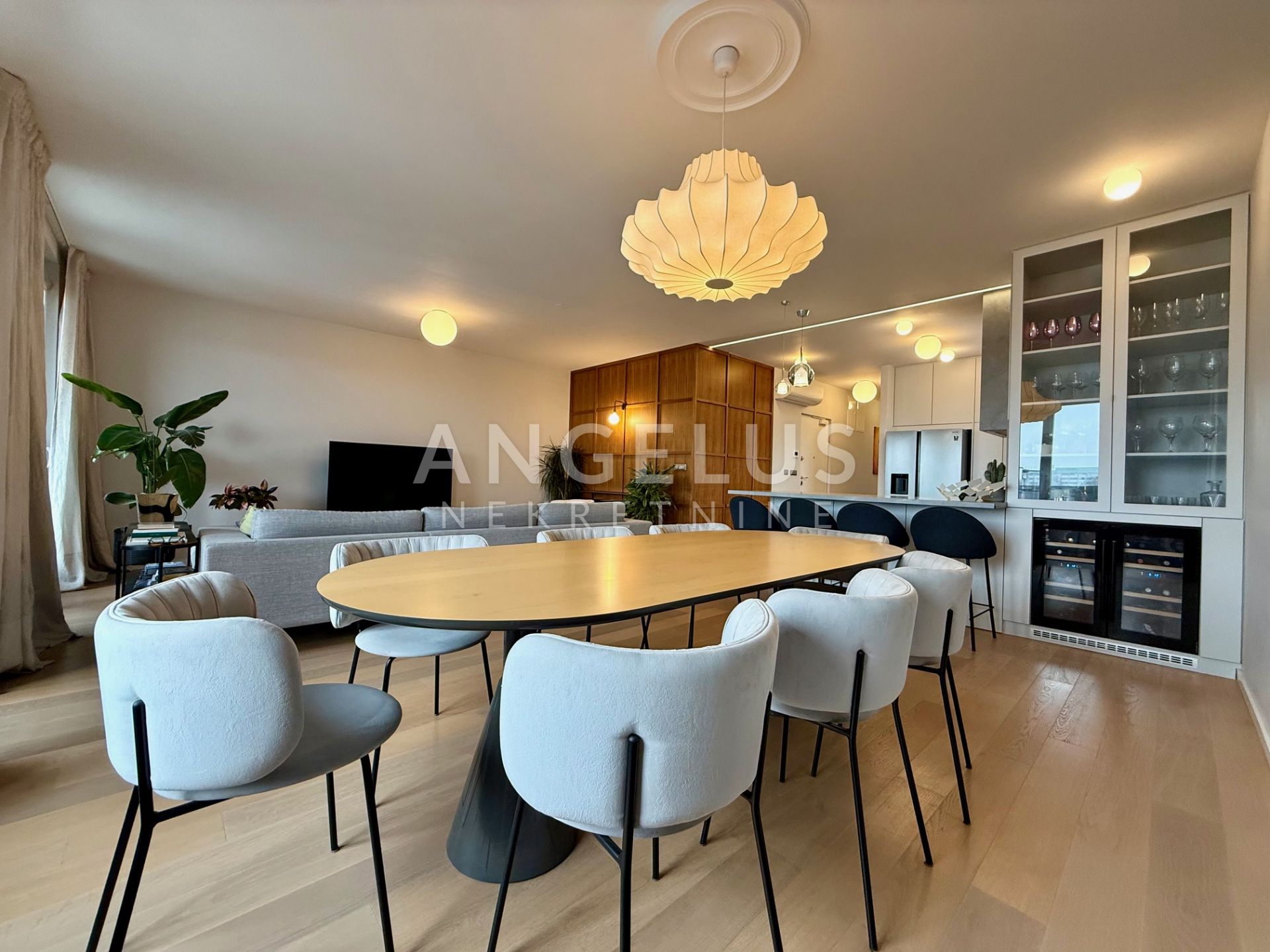 Apartma Na predaj - Grad Zagreb Trešnjevka - foto 2/24
