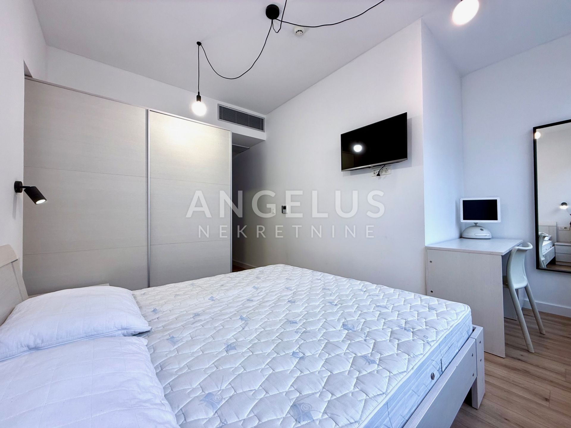 Flat For sale -  Donji grad