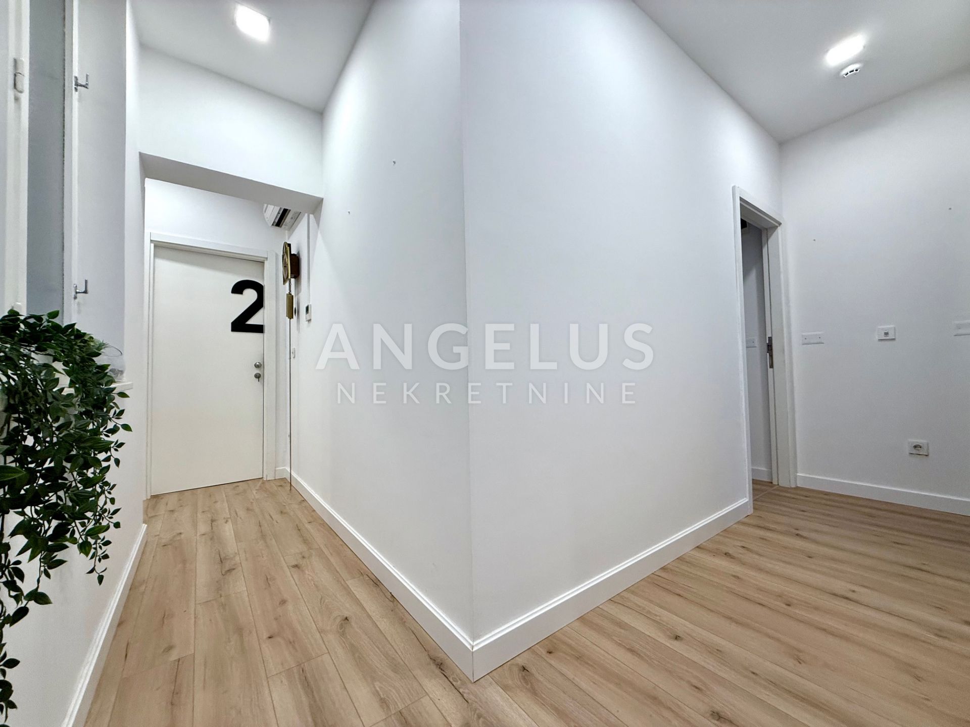Flat For sale -  Donji grad