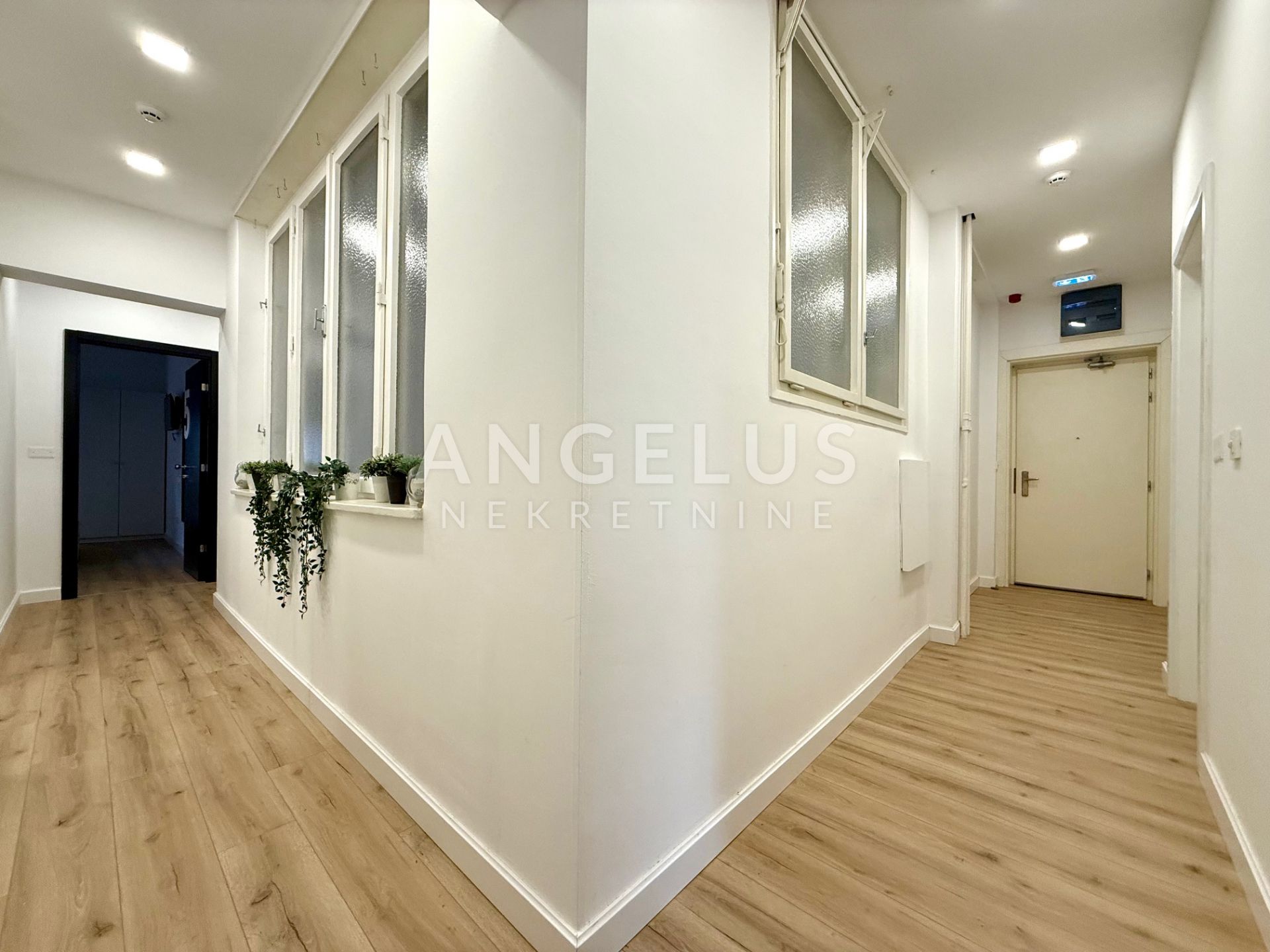 Flat For sale -  Donji grad