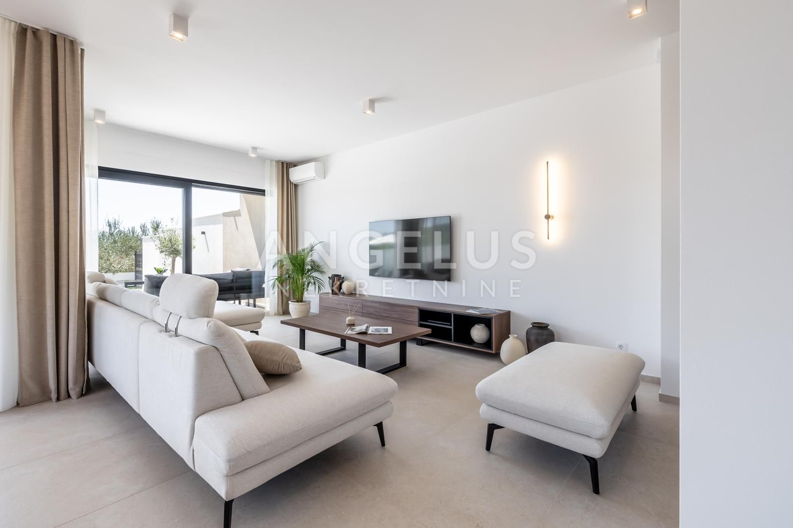 House For sale - Splitsko-dalmatinska Kaštel Stari