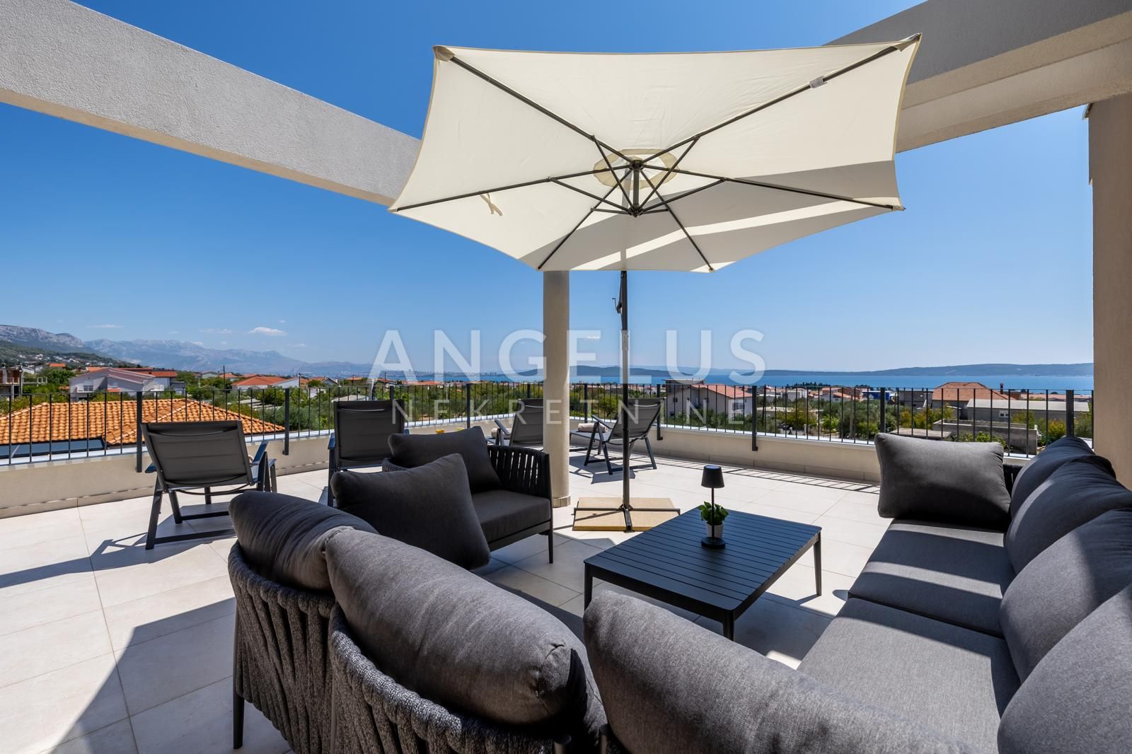 House For sale - Splitsko-dalmatinska Kaštel Stari