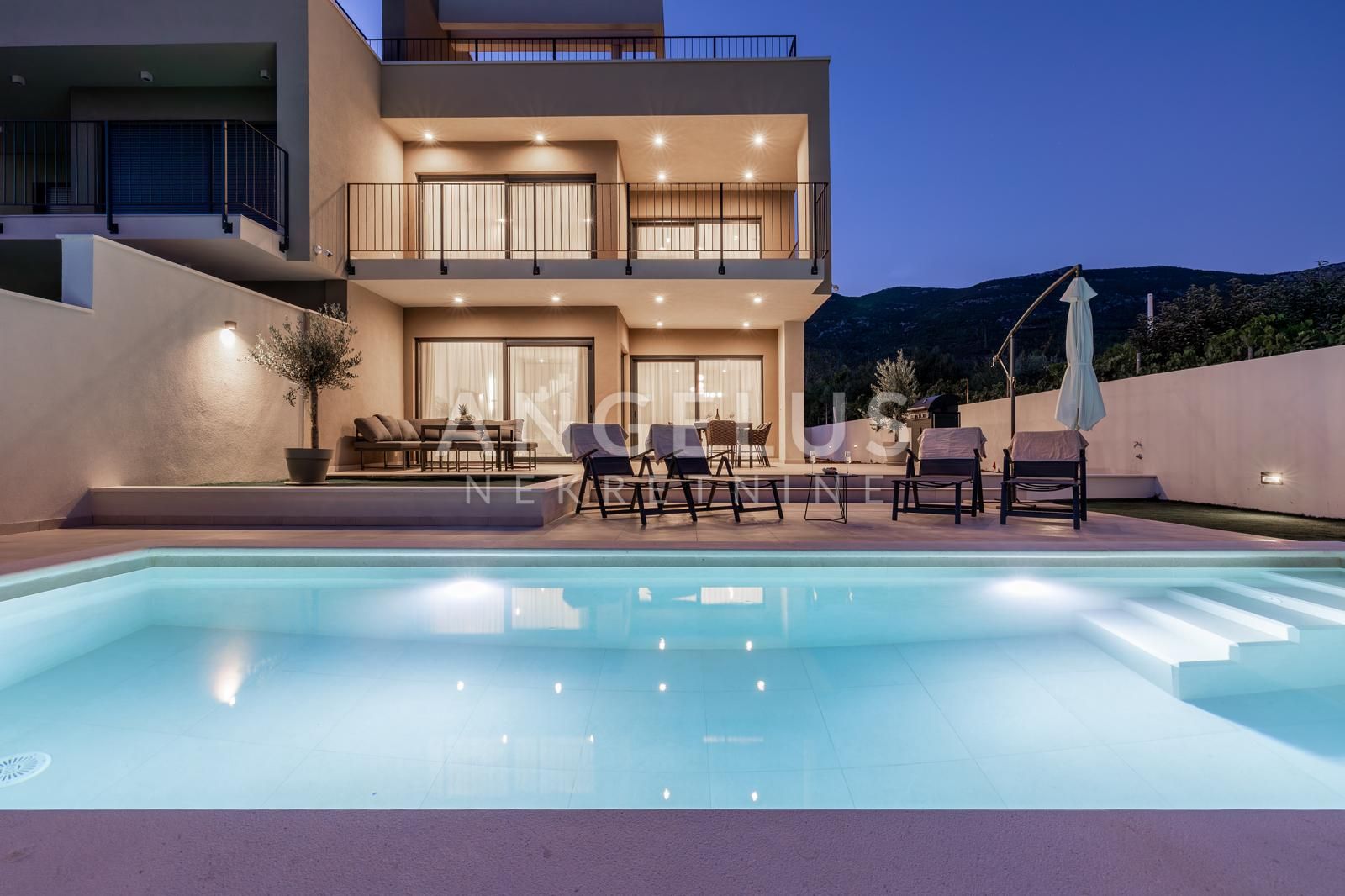 House For sale - Splitsko-dalmatinska Kaštel Stari