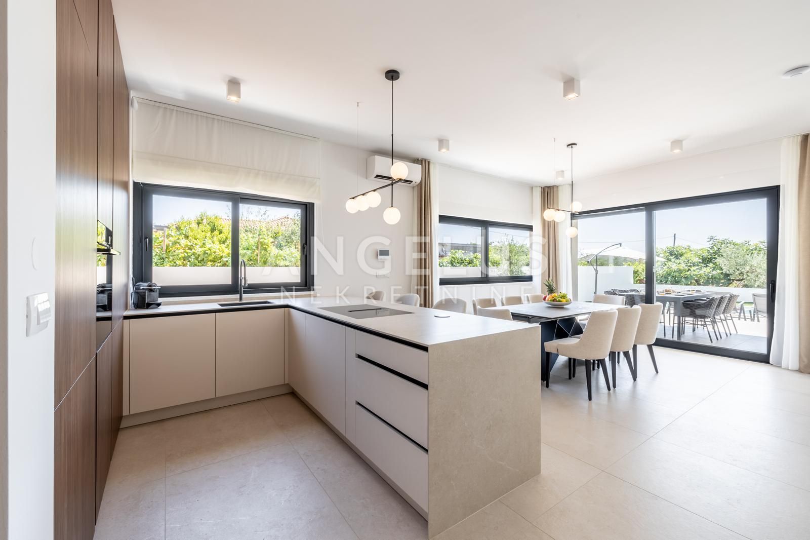House For sale - Splitsko-dalmatinska Kaštel Stari