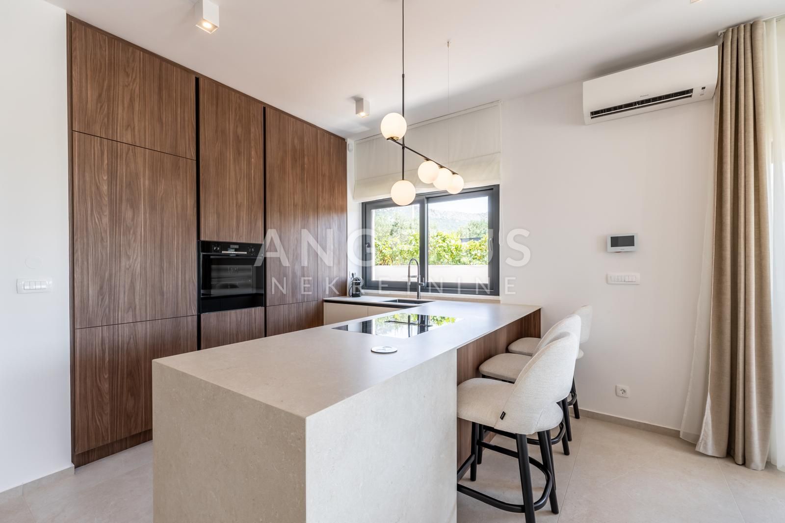 House For sale - Splitsko-dalmatinska Kaštel Stari