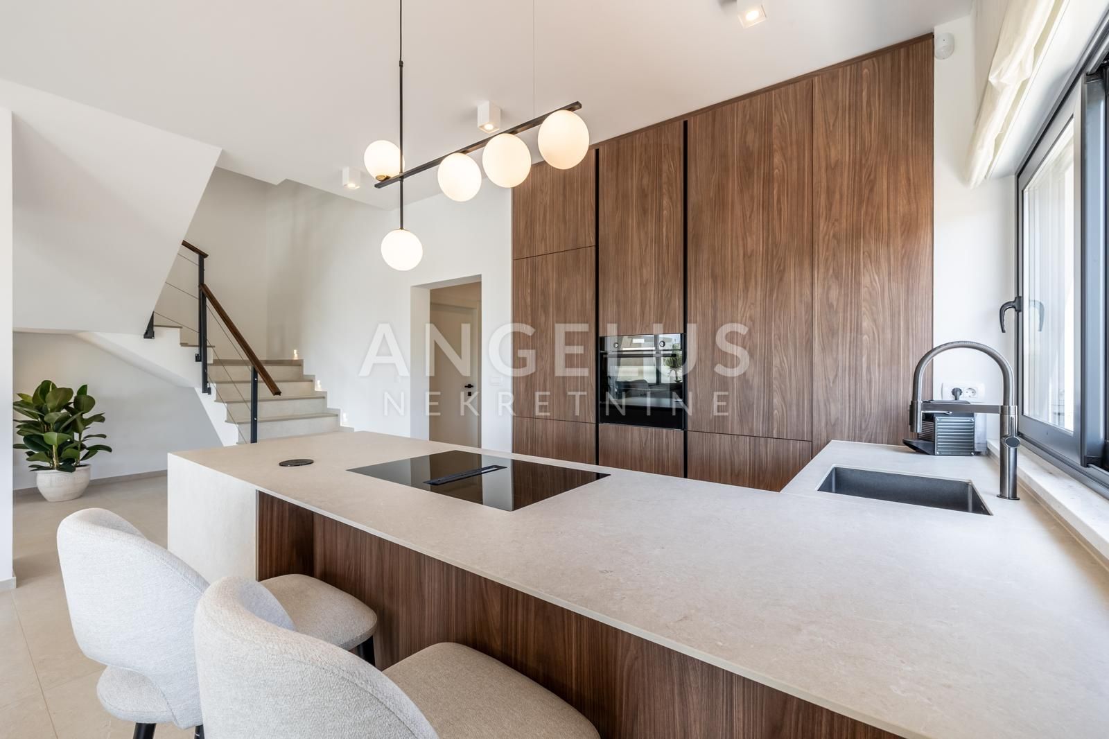 House For sale - Splitsko-dalmatinska Kaštel Stari