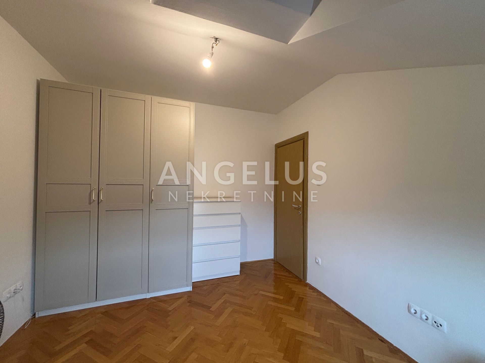 Apartmán Na predaj -  Mezanovci