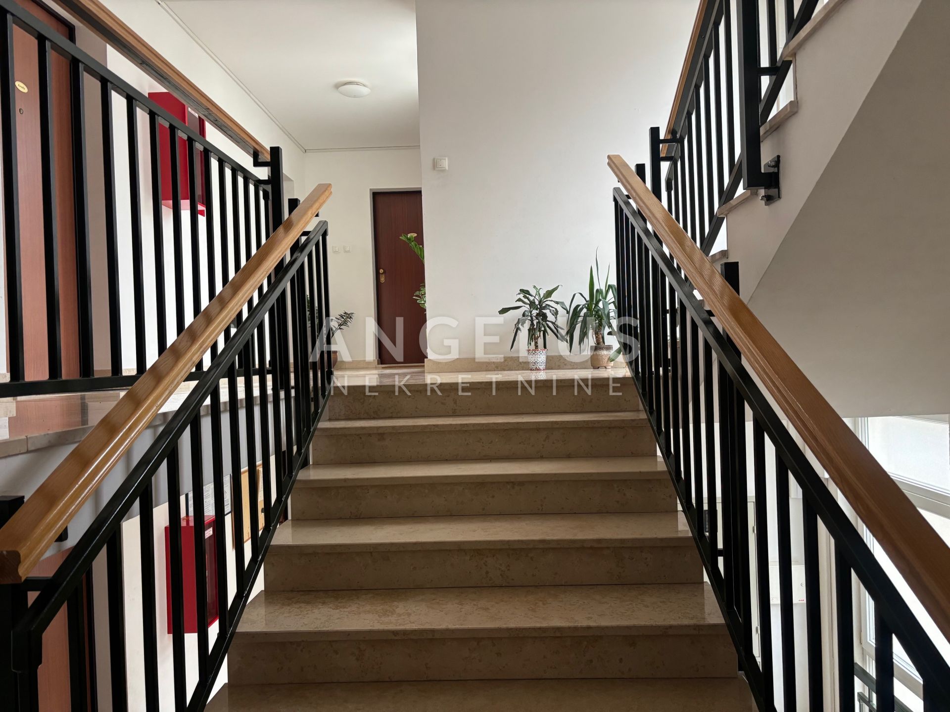 Apartmán Na predaj -  Mezanovci