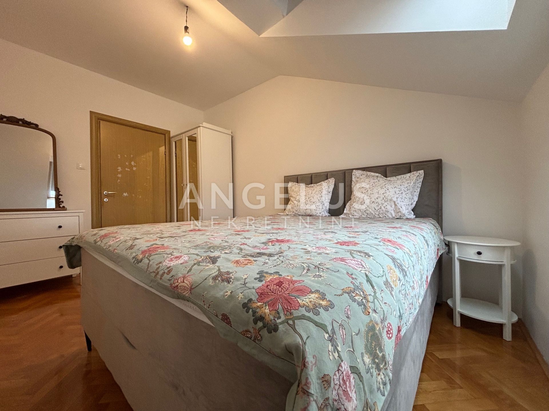 Apartmán Na predaj -  Mezanovci