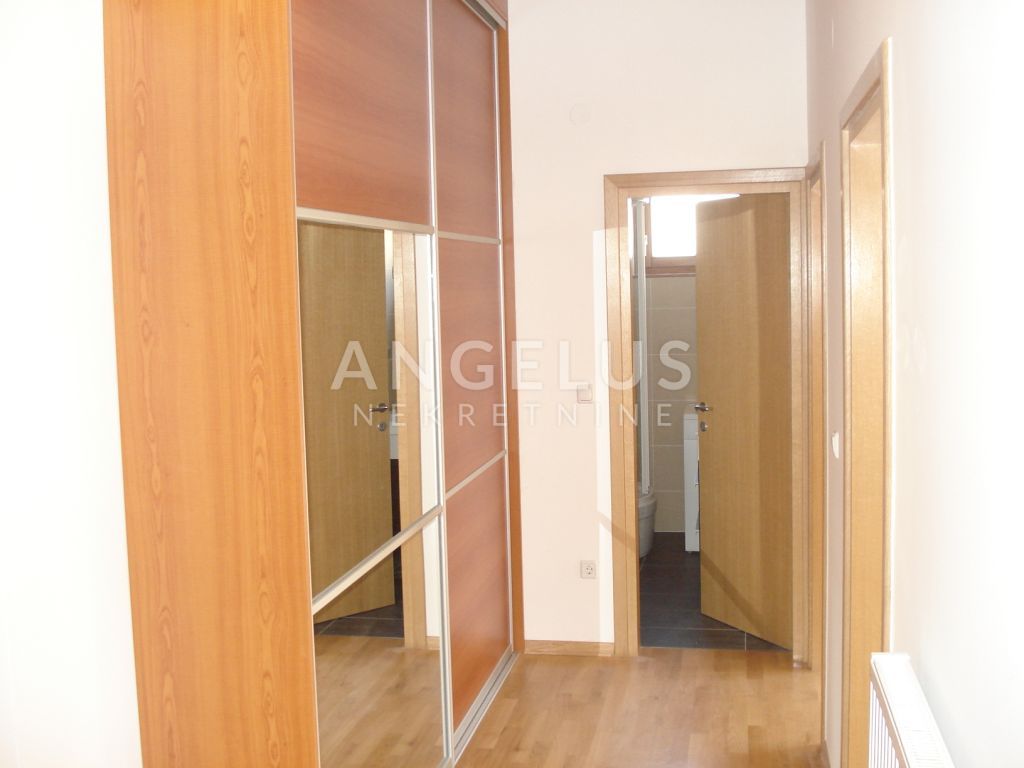 Appartement À vendre -  Požarinje