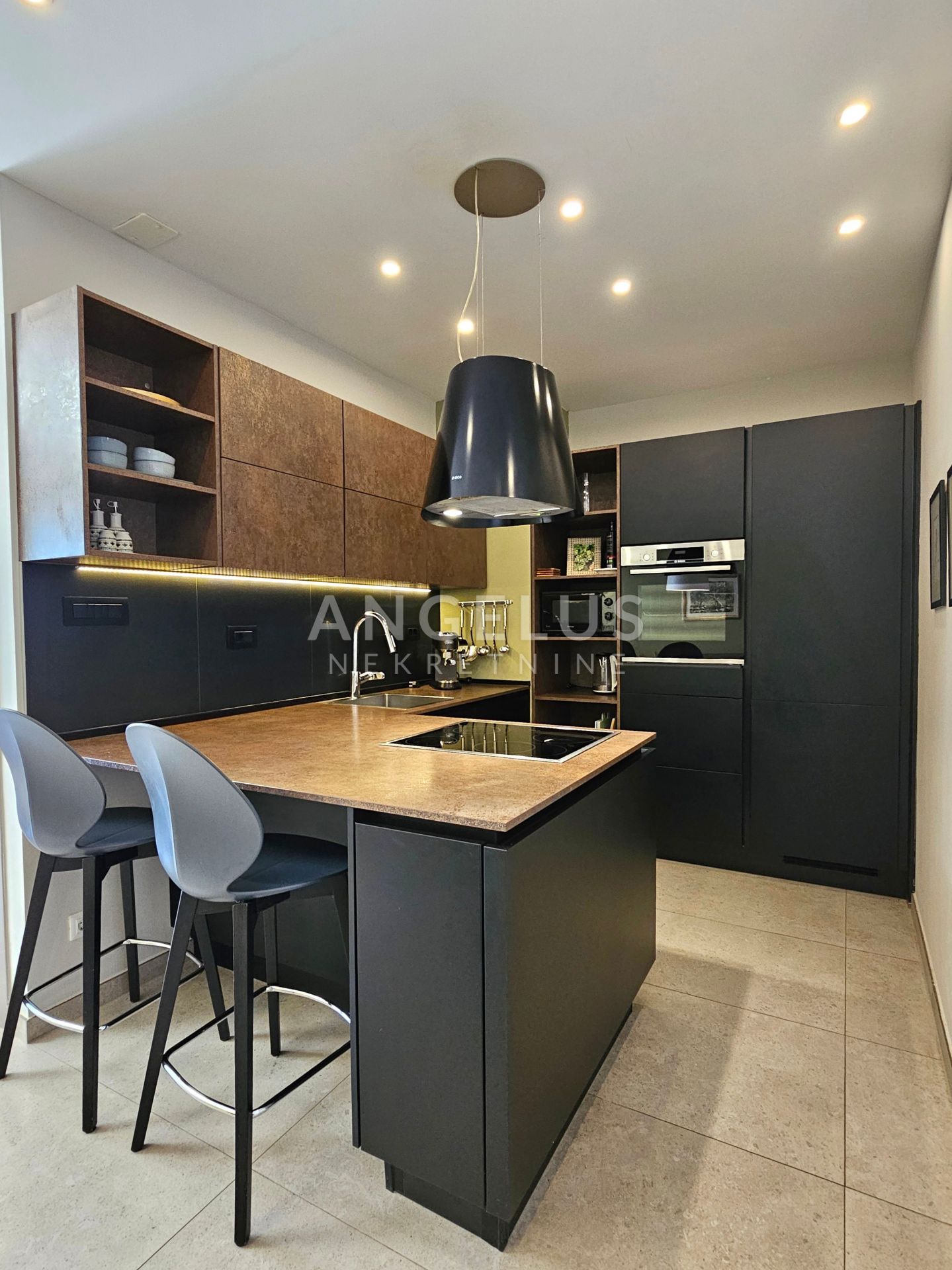 Flat For sale -  Žnjan