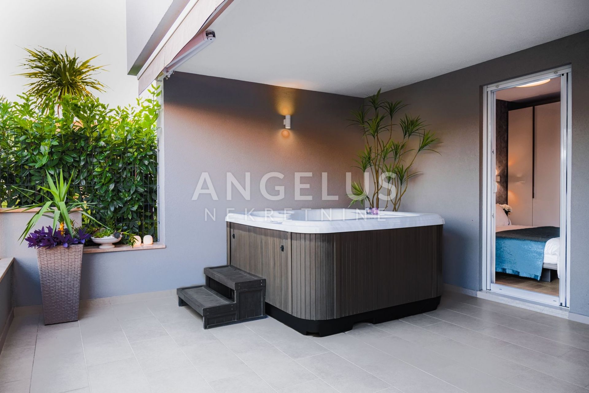 Flat For sale -  Žnjan