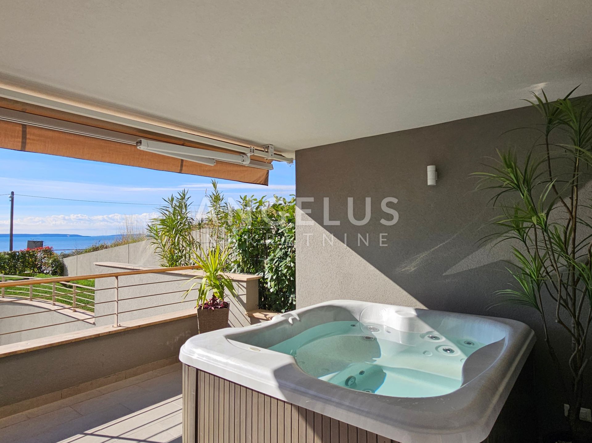 Flat For sale -  Žnjan