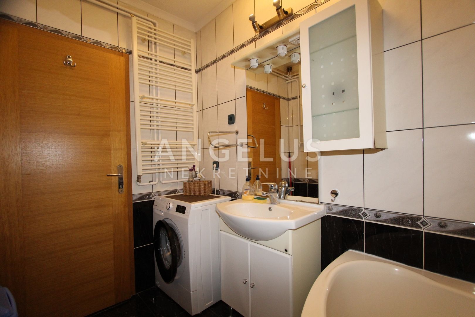 Appartement À vendre - Grad Zagreb Dugave