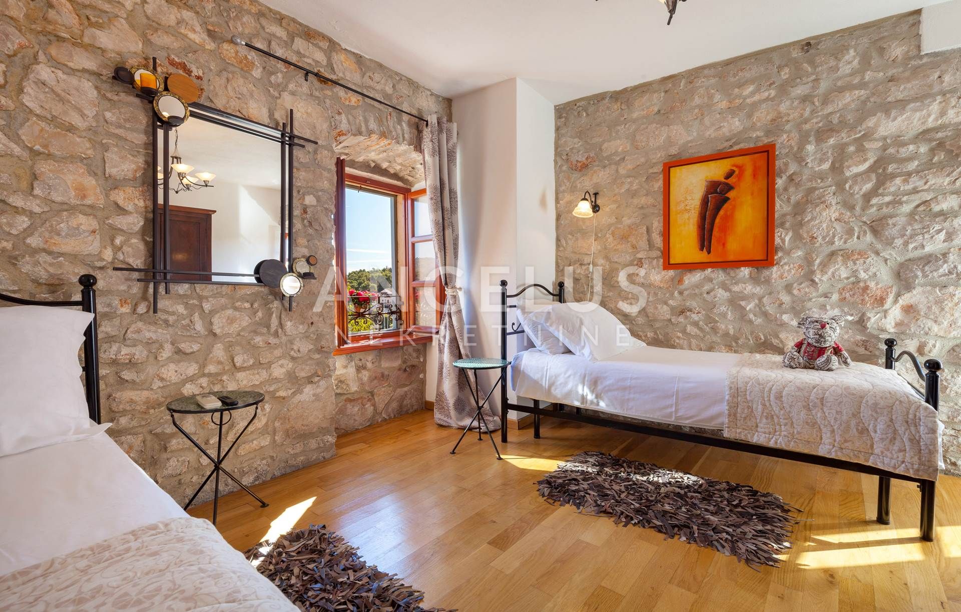 Casa In vendita -  Milna