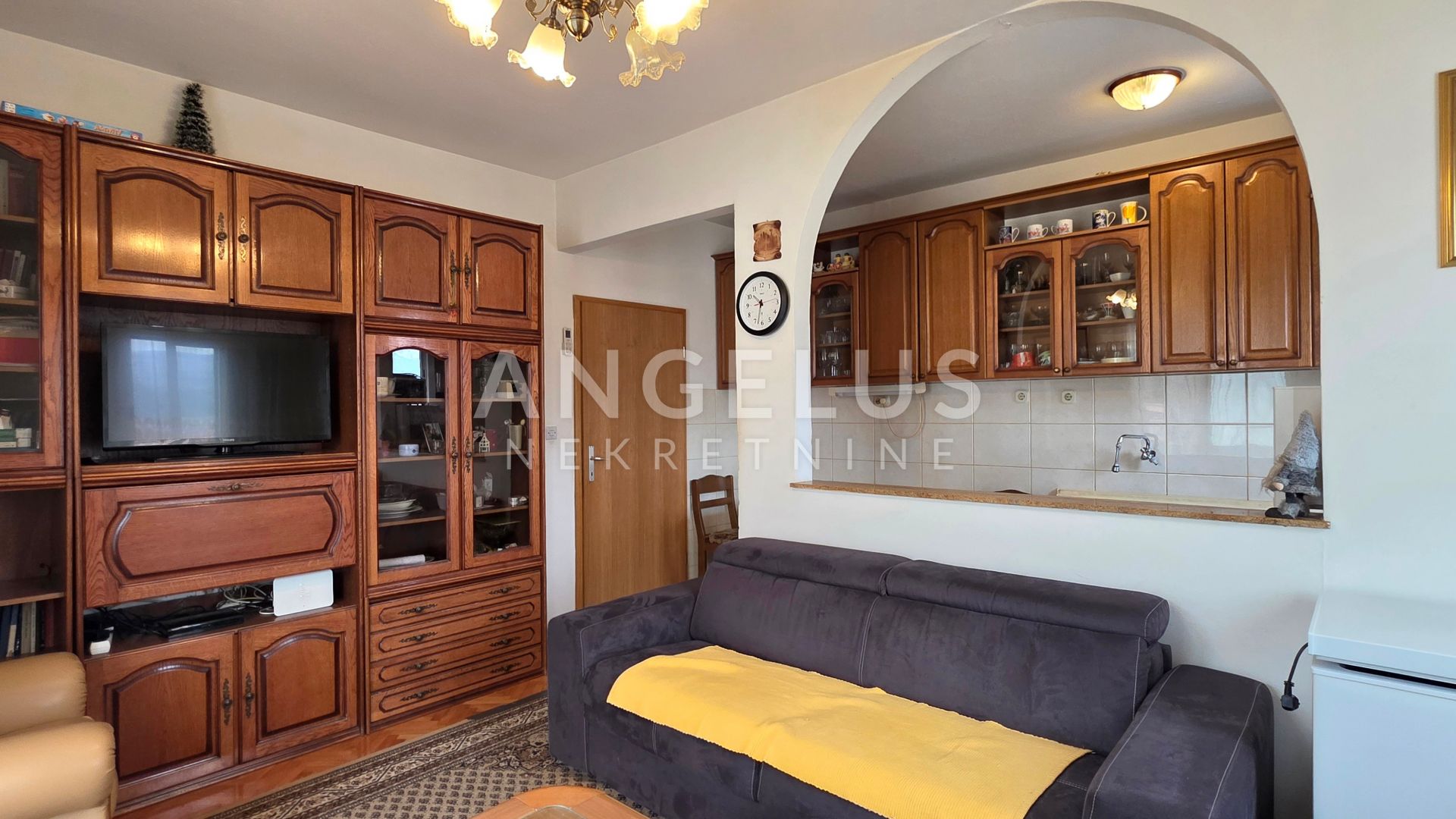 Apartment Zu verkaufen -  Sućidar