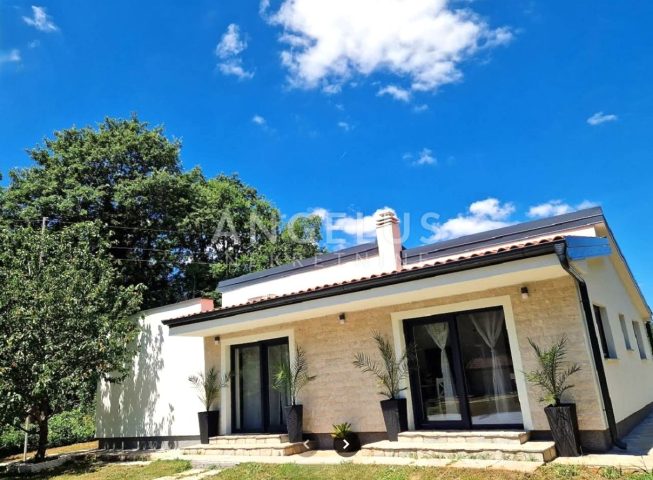 Kuća na prodaju 1200 m² – Barban