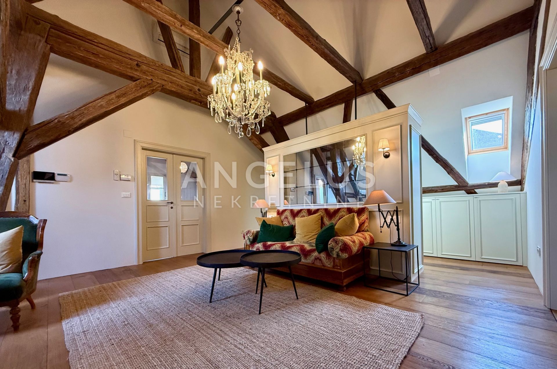 Apartma Na predaj -  Gornji grad