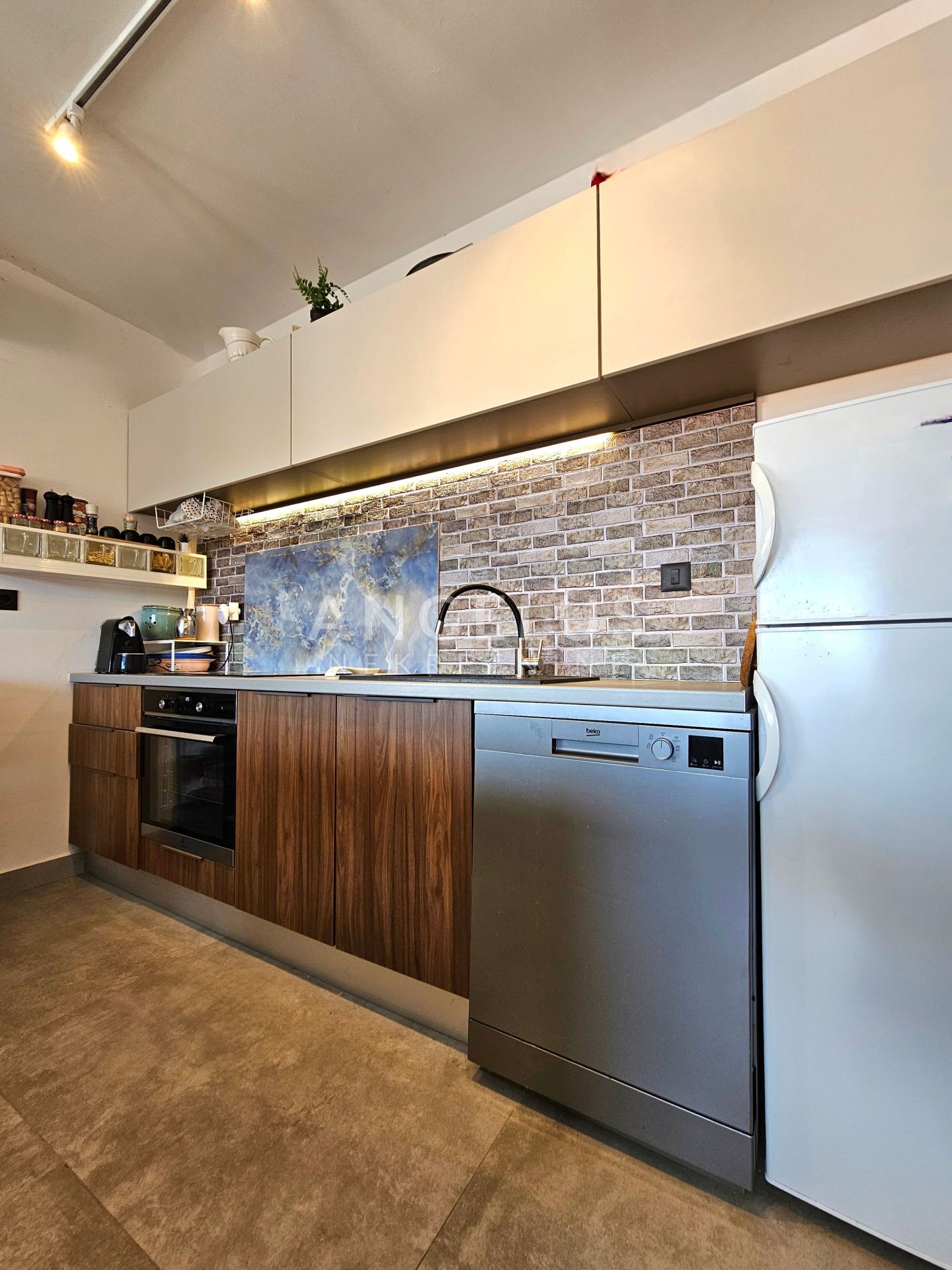 Apartmán Na prodej -  Sutivan