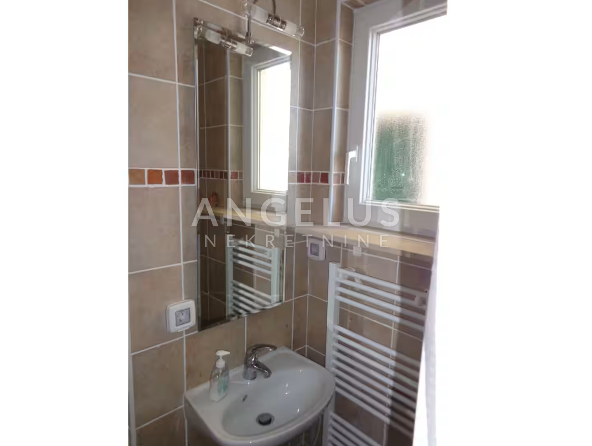 Apartment Zu verkaufen -  Ližnjan