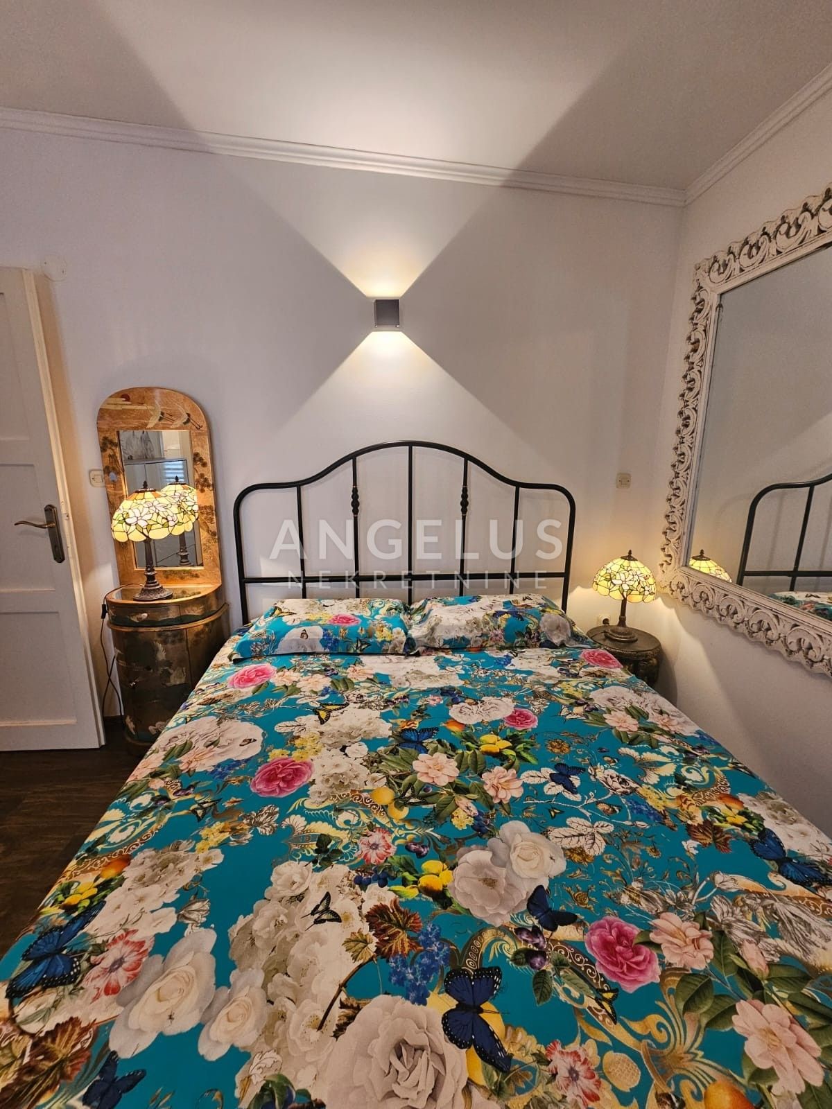 Casa In vendita - Splitsko-dalmatinska Kaštel Lukšić