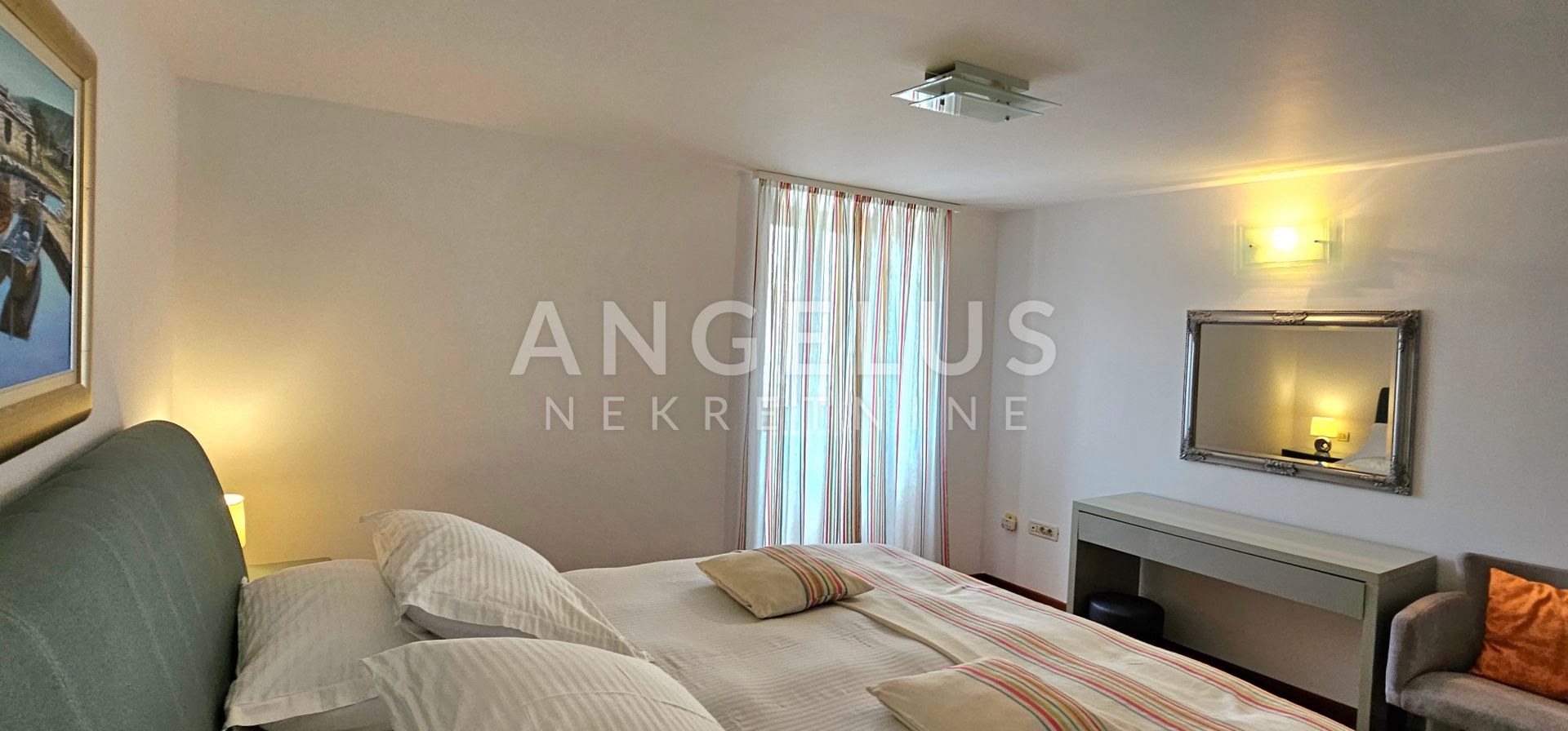 Flat For sale -  Grad