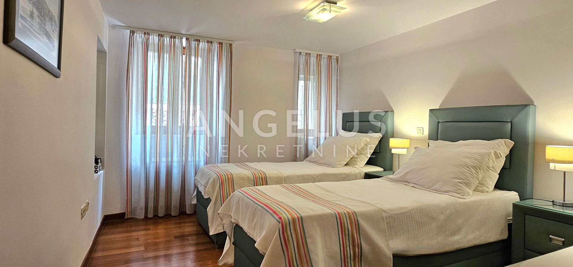 Flat For sale -  Grad